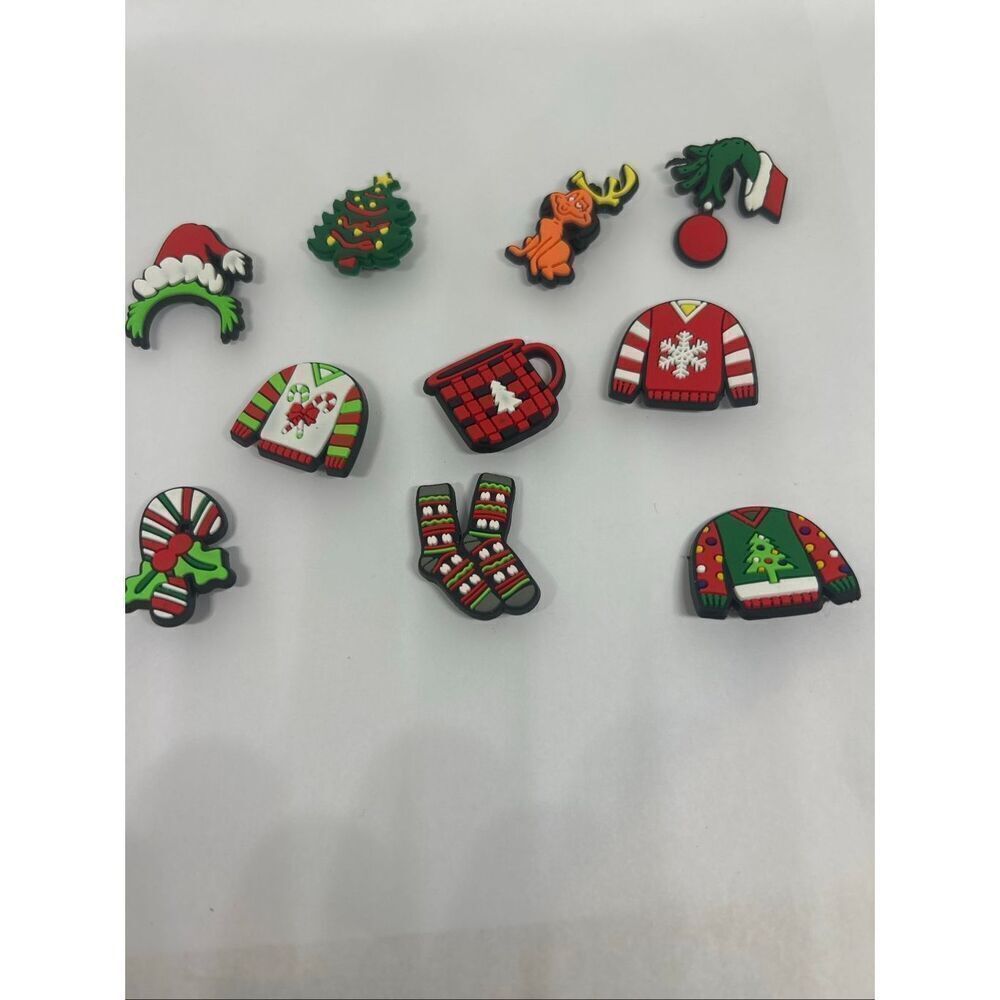 11pc Christmas Holiday Shoe/Bag Charm Set 🎅🎄🧦